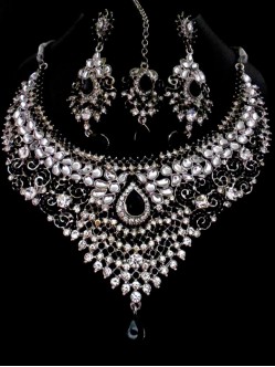 Rhodium Necklace Set